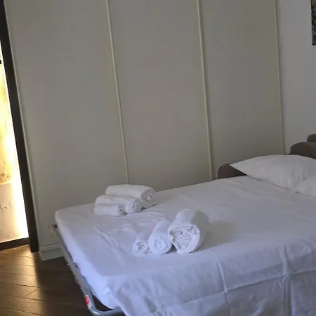 Dom wakacyjny G & N Luxury House *